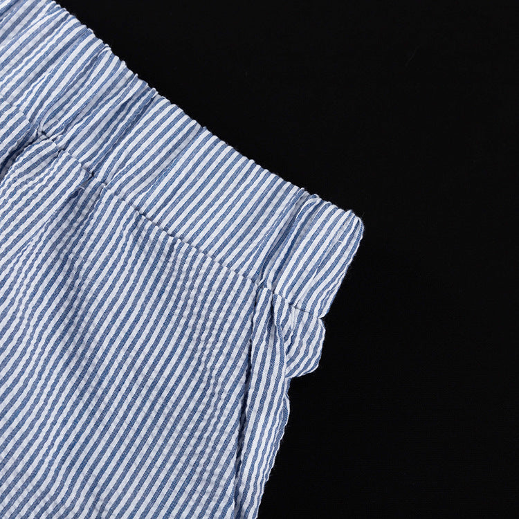 Rahat Şıklık: Oversize Çizgili Takım