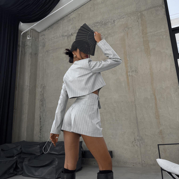 Monochrome Chic Takım
