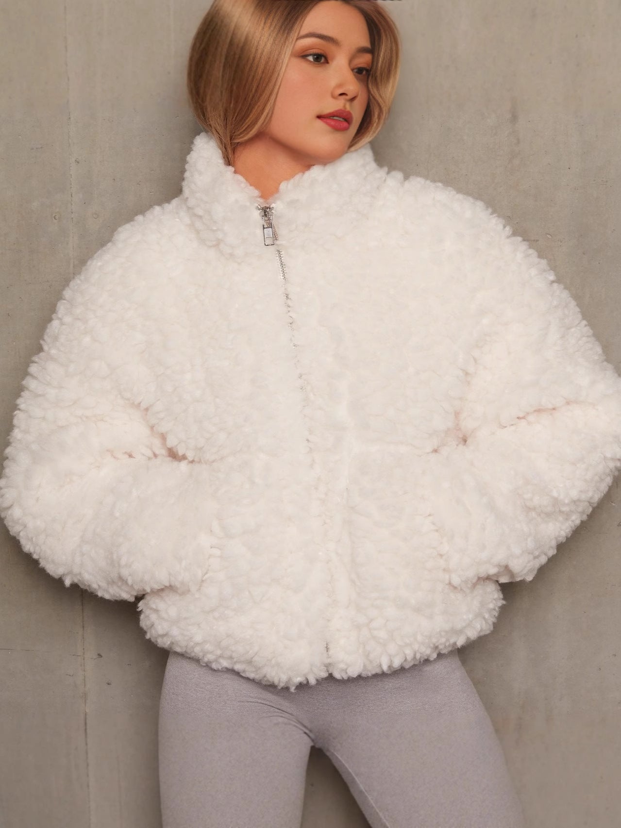 Peluş Fermuarlı Ceket