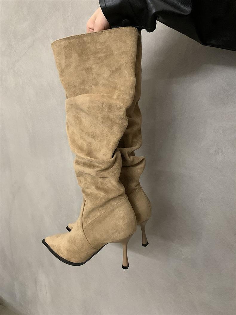 Zeyria Dökümlü Süet Diz Altı Çizme
