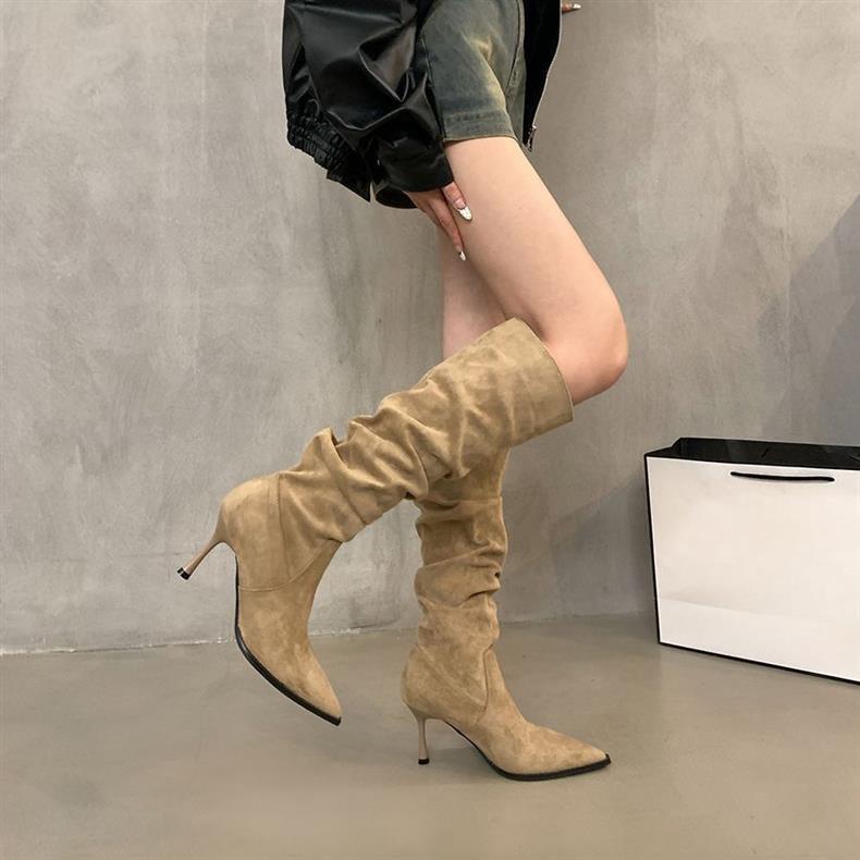 Zeyria Dökümlü Süet Diz Altı Çizme