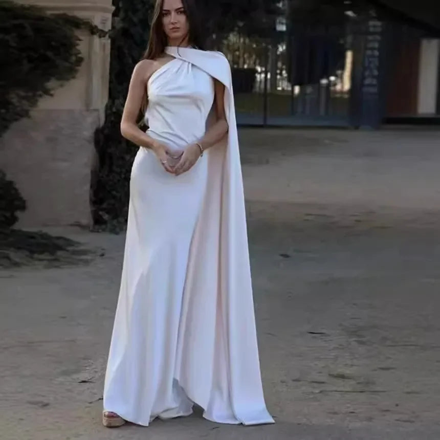 Boyundan Bağlamalı Elbise